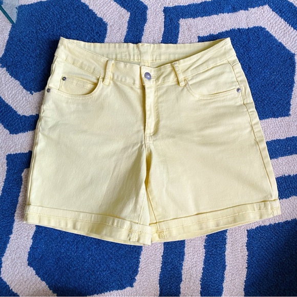 🍋 CASUAL LEMON MID RISE COTTON JEAN SHORTS! - Picture 5 of 10